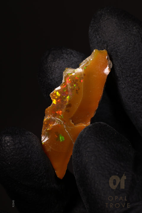 2.22g Rough Ethiopian Jewelry Grade Welo Opal
