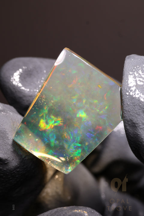 21.15ct Polished Ethiopian Specimen Welo Opal