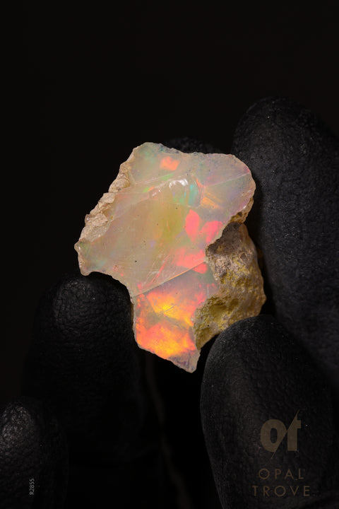 3.85g Rough Ethiopian Jewelry Grade Welo Opal
