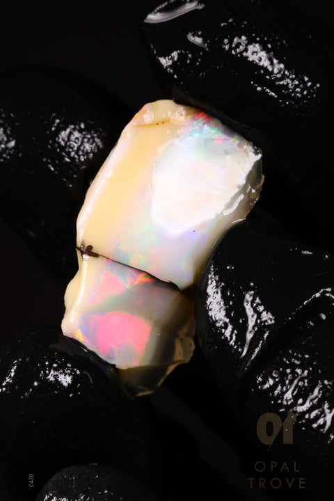 2.30g Rough Ethiopian Chalk Opal