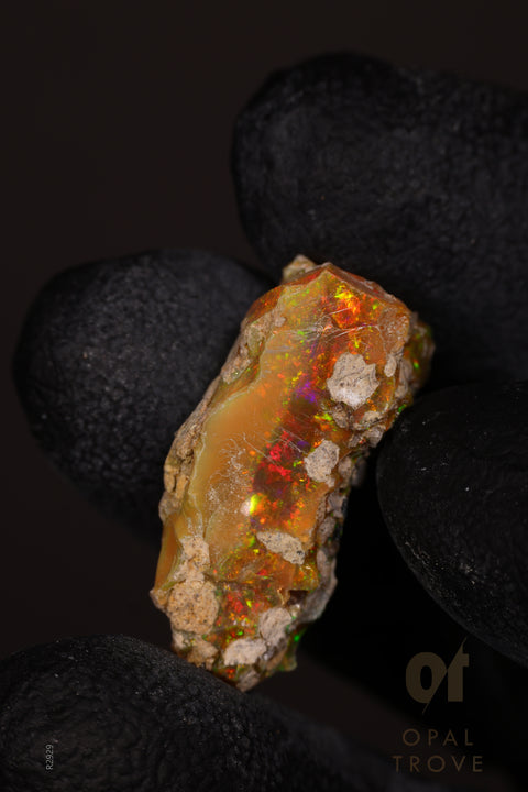 1.94g Rough Ethiopian Jewelry Grade Welo Opal
