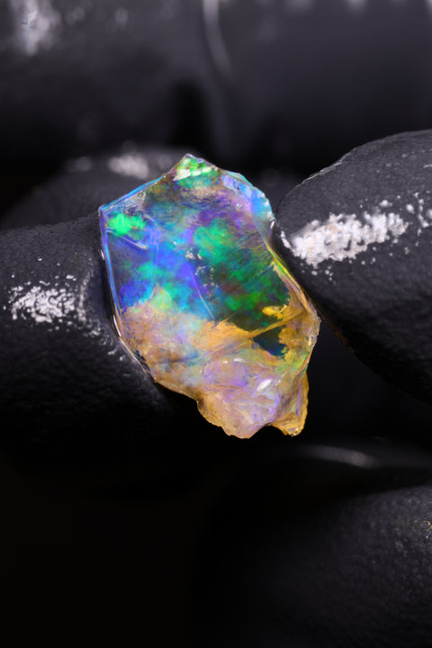 0.95g Rough Specimen