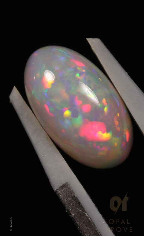 3.85ct Oblong Cabochon