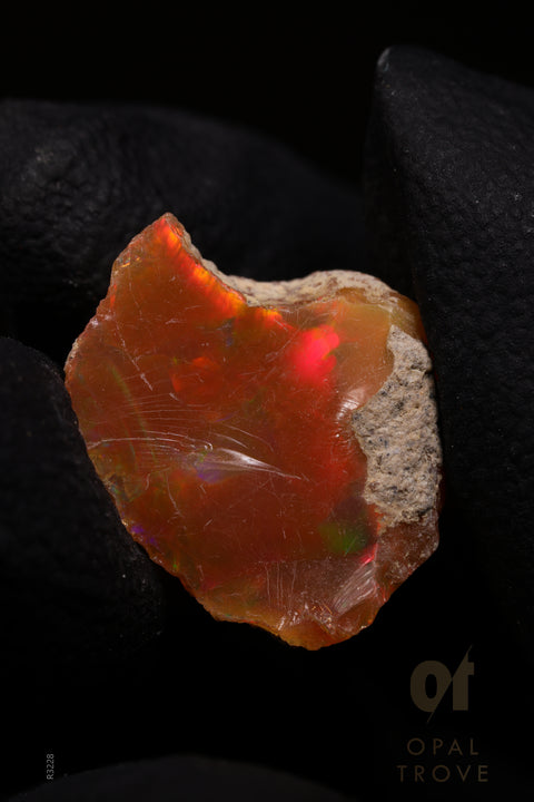 0.82g Rough Ethiopian Jewelry Grade Welo Opal