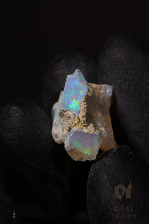 2.27g Rough Ethiopian Jewelry Grade Welo Opal