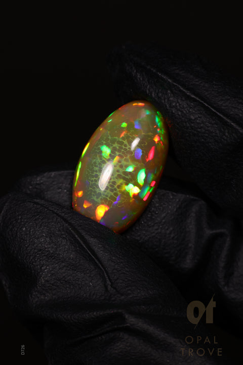 9.40ct Oblong Cabochon