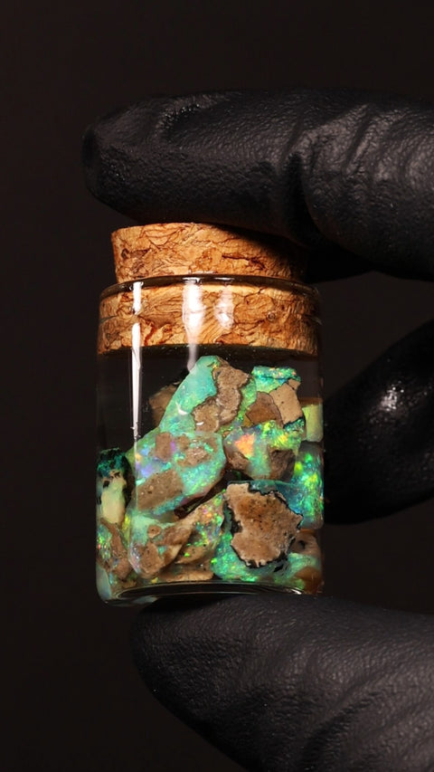 5.00g Chalk Opal Jar