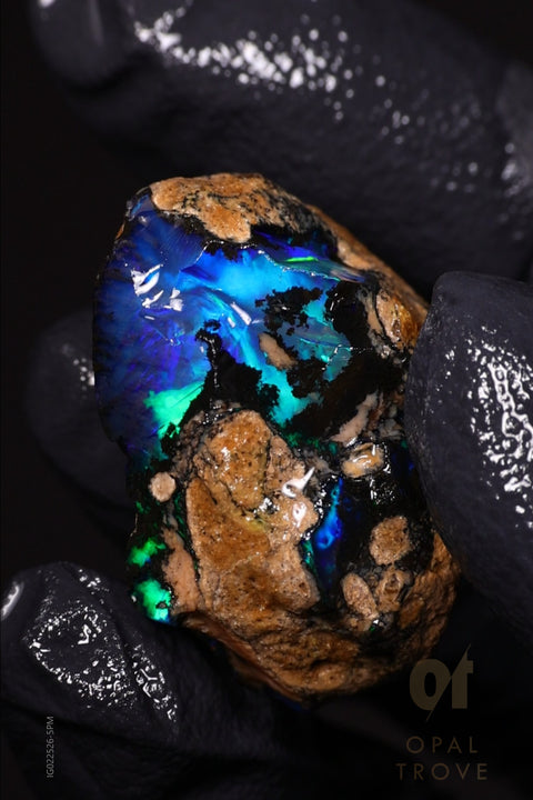 9.73g Rough Welo Ethiopian Specimen Opal