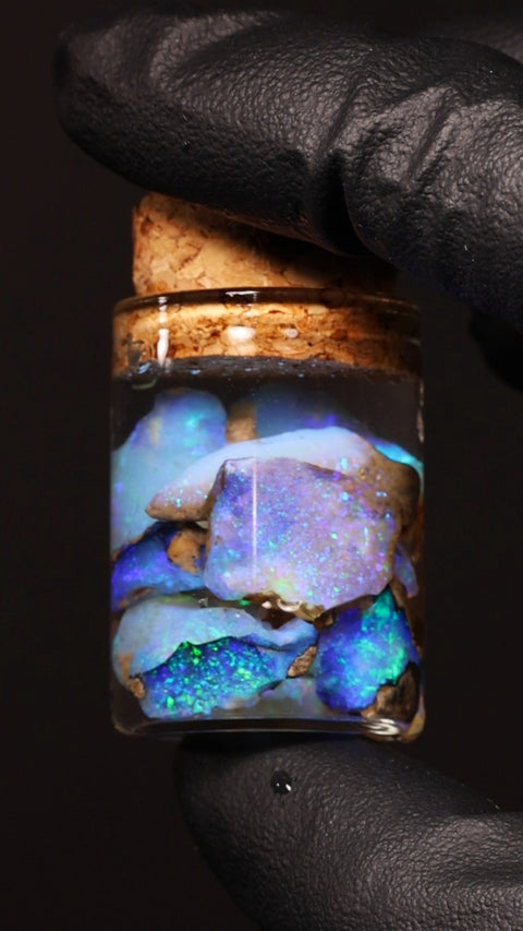 5.00g Chalk Opal Jar