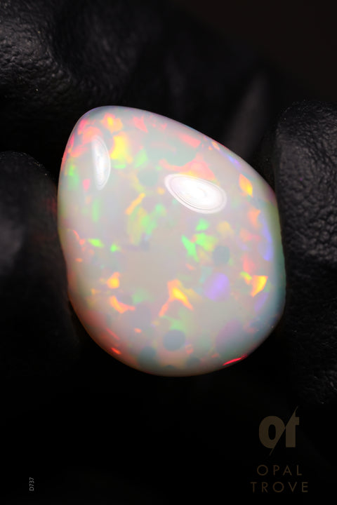 9.45ct Natural Ethiopian Teardrop Cabochon