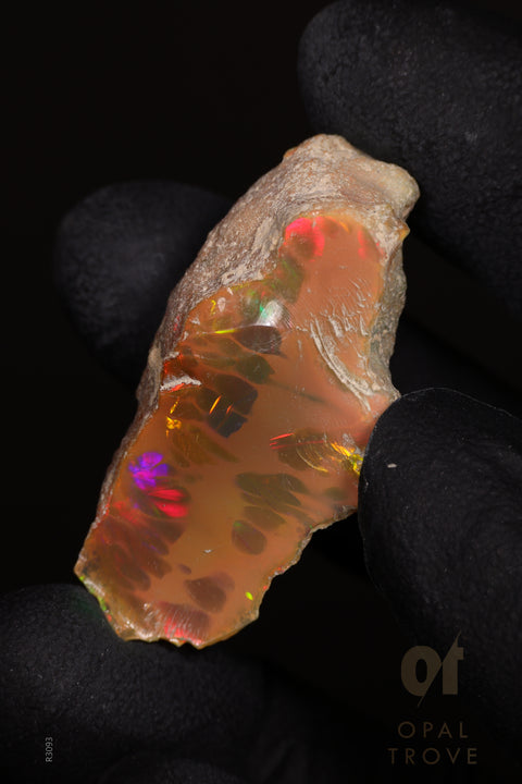 9.20 Rough Ethiopian Jewelry Grade Welo Opal