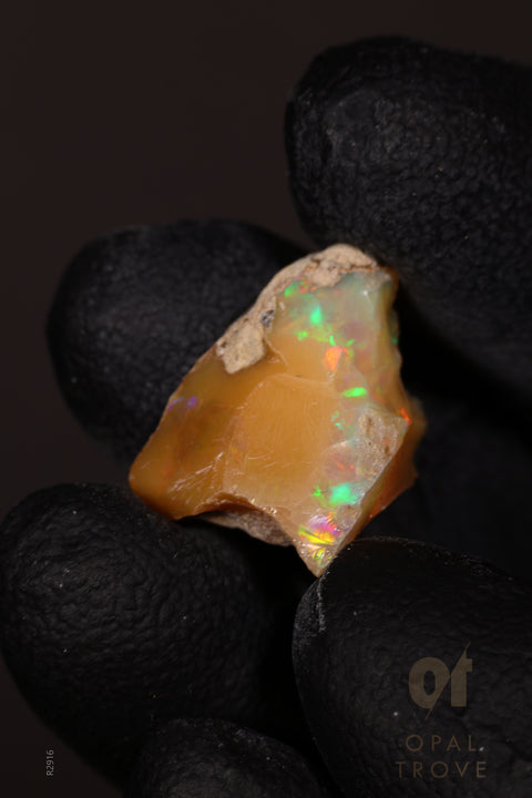 2.08g Rough Ethiopian Jewelry Grade Welo Opal