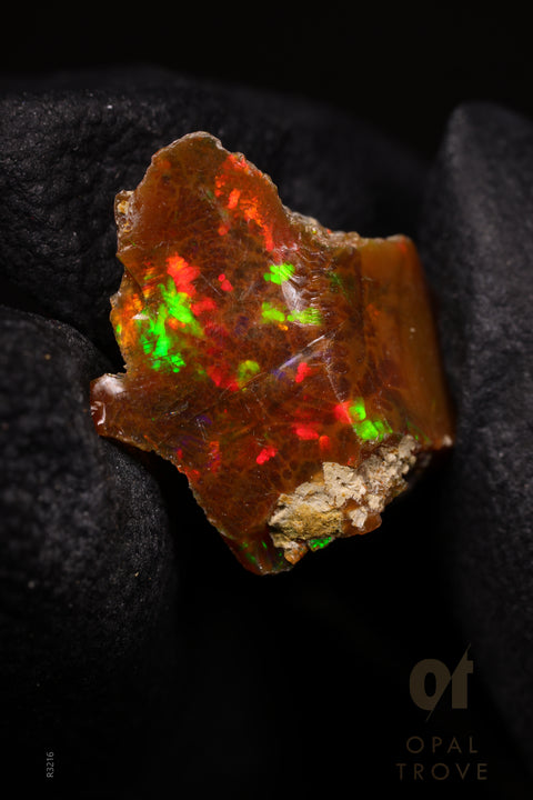 1.06g Rough Ethiopian Jewelry Grade Welo Opal