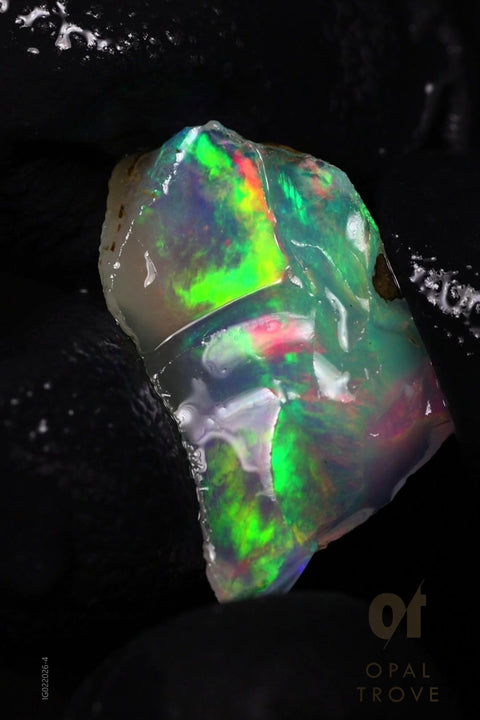 1.09g Rough Ethiopian Chalk Opal