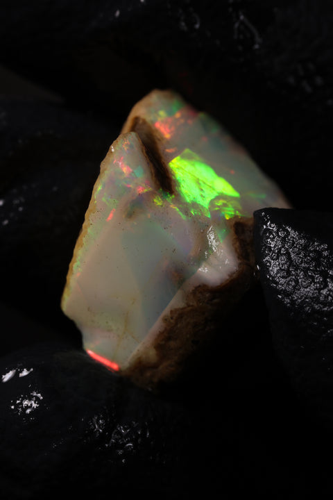 2.94g Chalk Opal