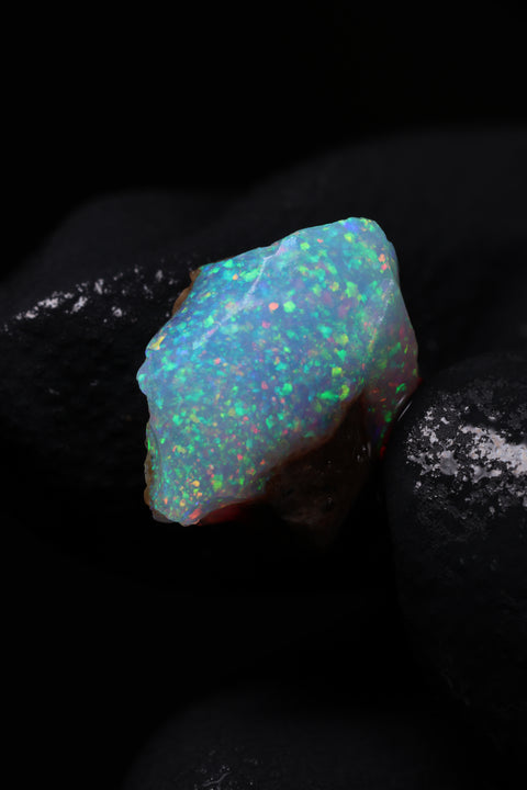0.63g Chalk Opal