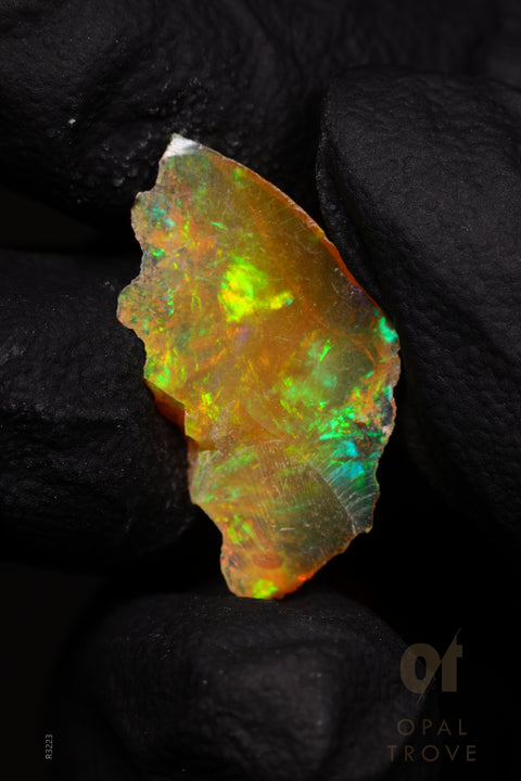0.51g Rough Ethiopian Jewelry Grade Welo Opal