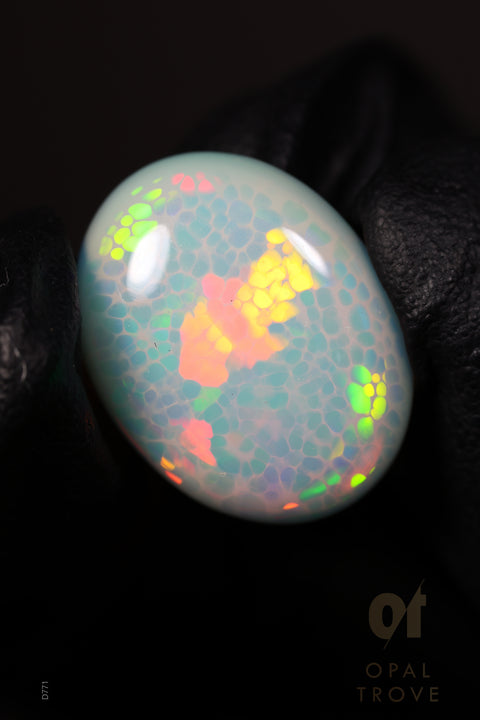 5.55ct Round Cabochon