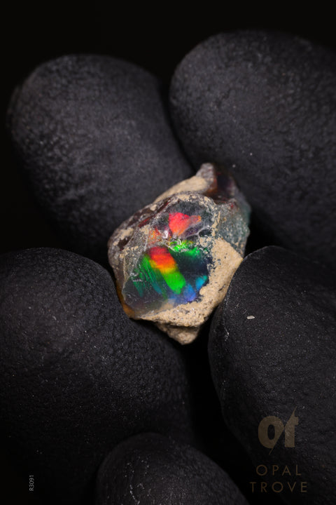 0.96 Rough Ethiopian Jewelry Grade Welo Opal