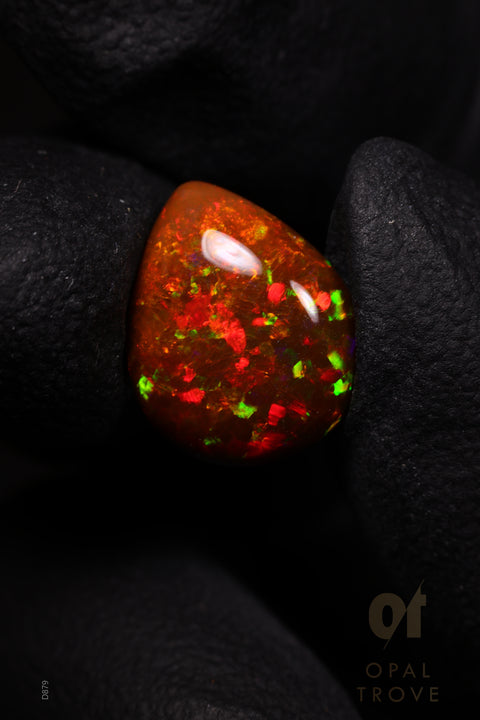 2.55ct Natural Ethiopian Teardrop Cabochon