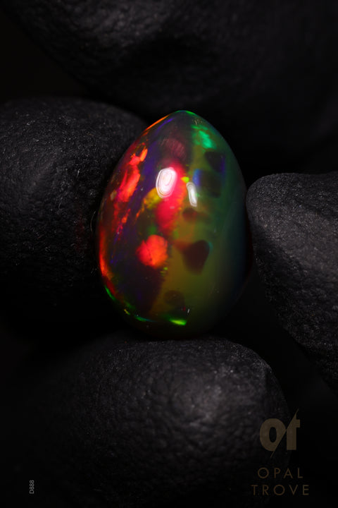 4.75ct Natural Ethiopian Teardrop Cabochon