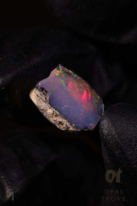 0.72g Rough Ethiopian Jewelry Grade Welo Opal