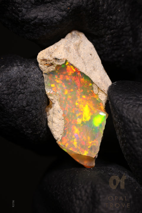 1.05 Rough Ethiopian Jewelry Grade Welo Opal