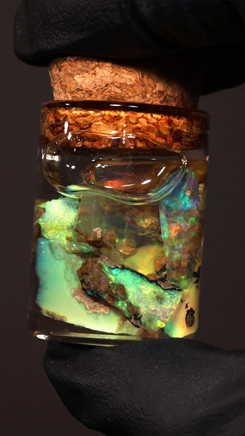 5.00g Chalk Opal Jar