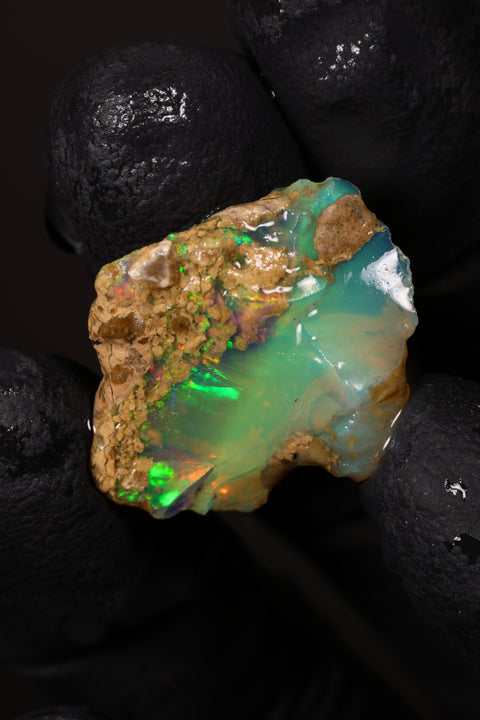 2.96g Chalk Opal