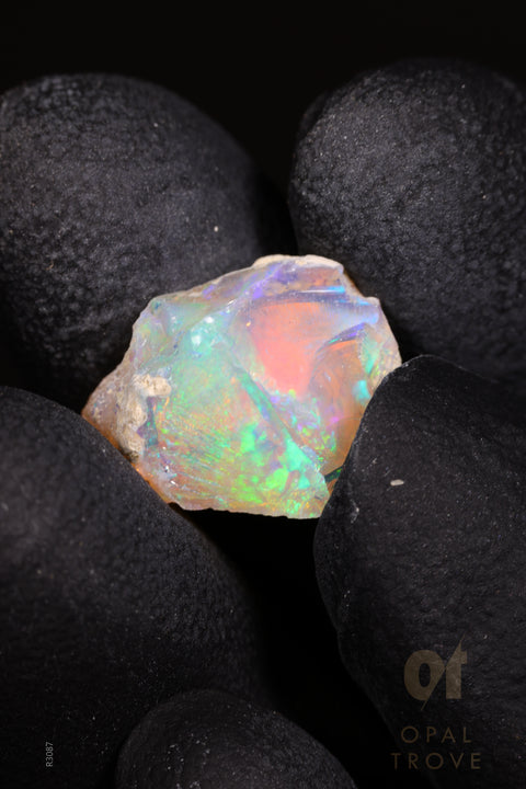 1.04 Rough Ethiopian Jewelry Grade Welo Opal