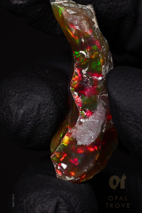 3.04g Rough Ethiopian Jewelry Grade Welo Opal