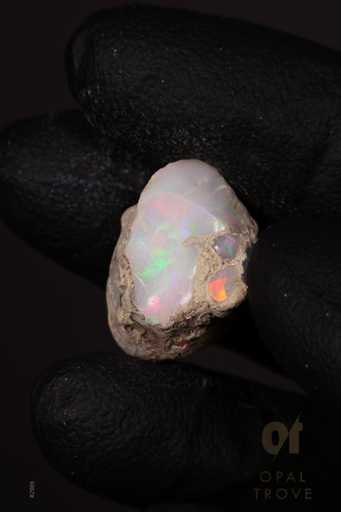 3.14g Rough Ethiopian Jewelry Grade Welo Opal