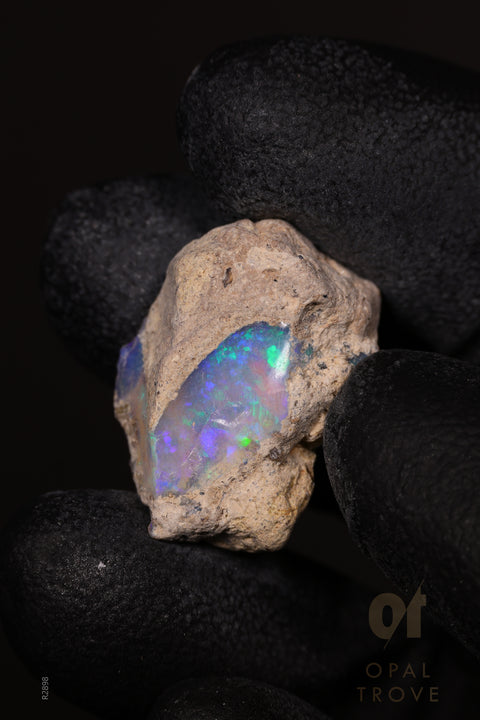 2.49g Rough Ethiopian Jewelry Grade Welo Opal