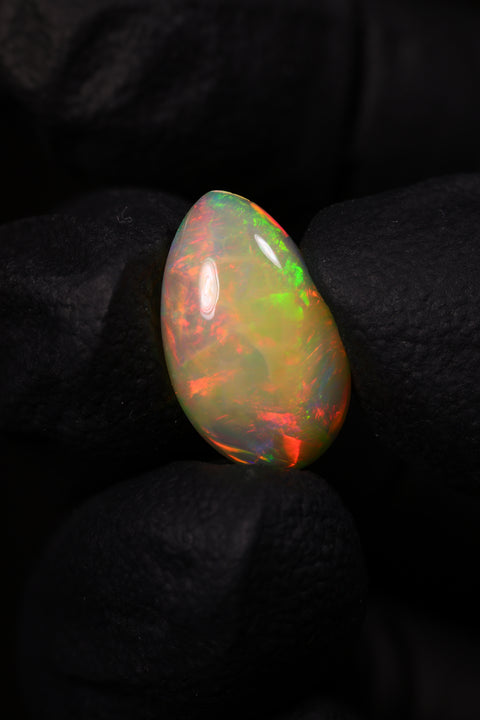 2.40ct Teardrop Cabochon