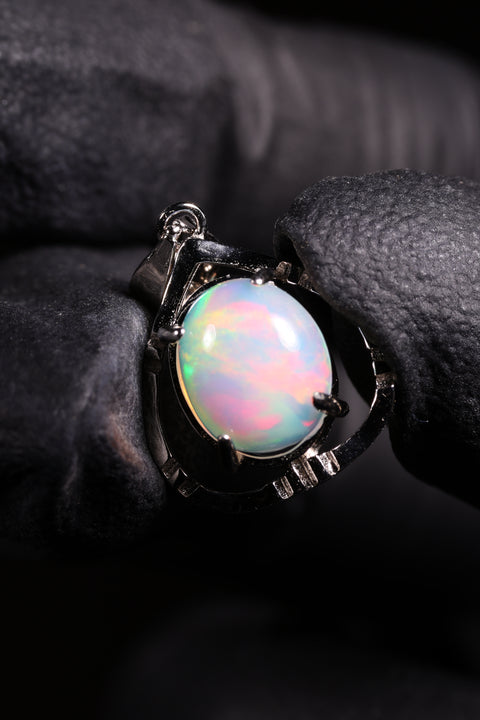 1.00ct Oblong Cabochon Pendant