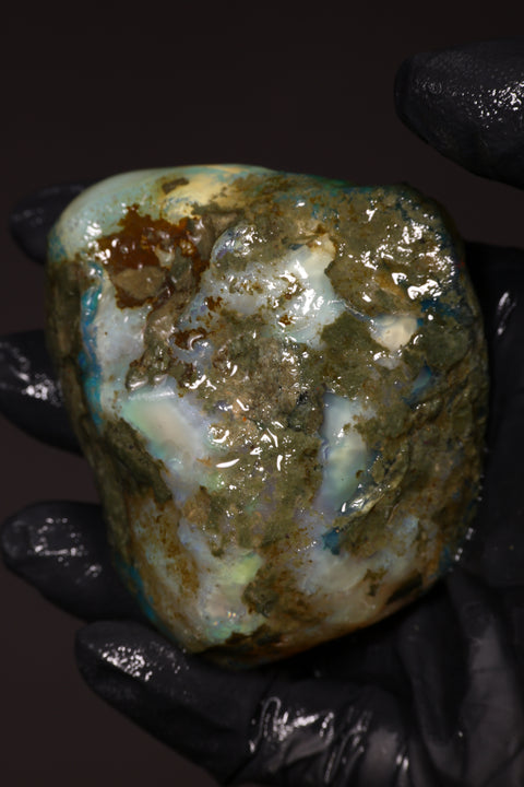 115.95 g Rough Specimen