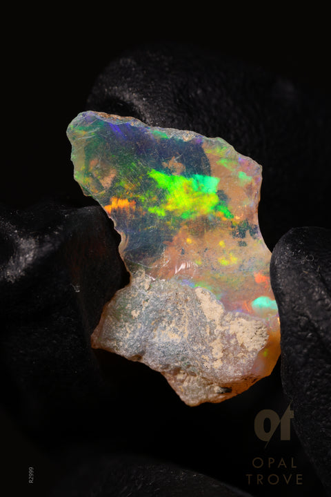 0.80g Rough Ethiopian Jewelry Grade Welo Opal