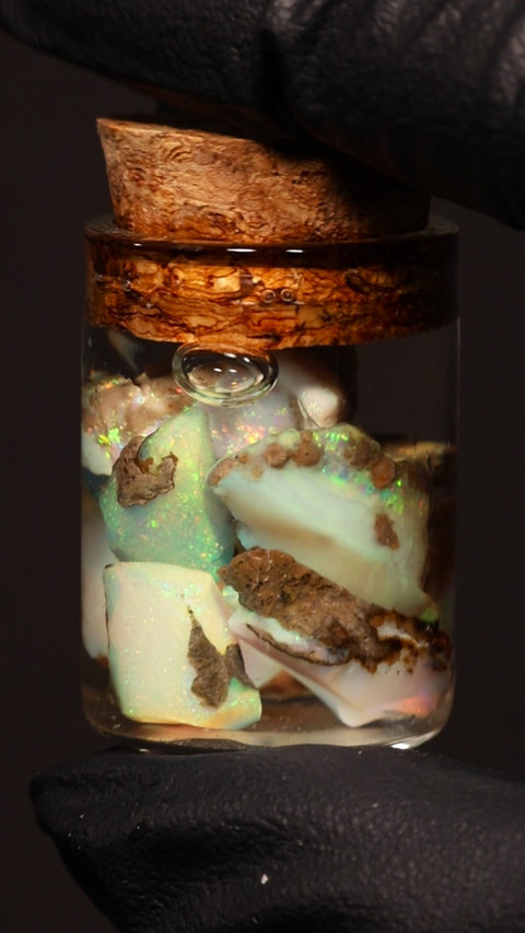 5.00g Chalk Opal Jar