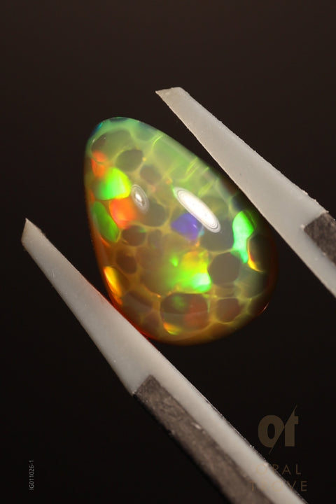3.20ct Natural Ethiopian Teardrop Cabochon