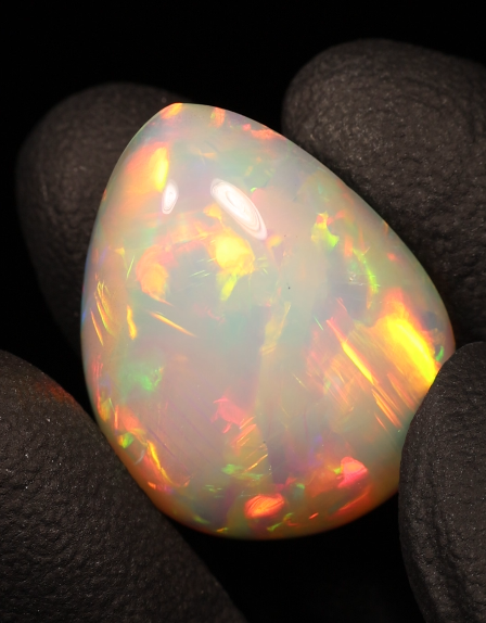 22.40ct Teardrop Cabochon