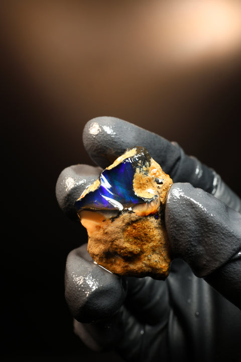 7.67g Rough Specimen