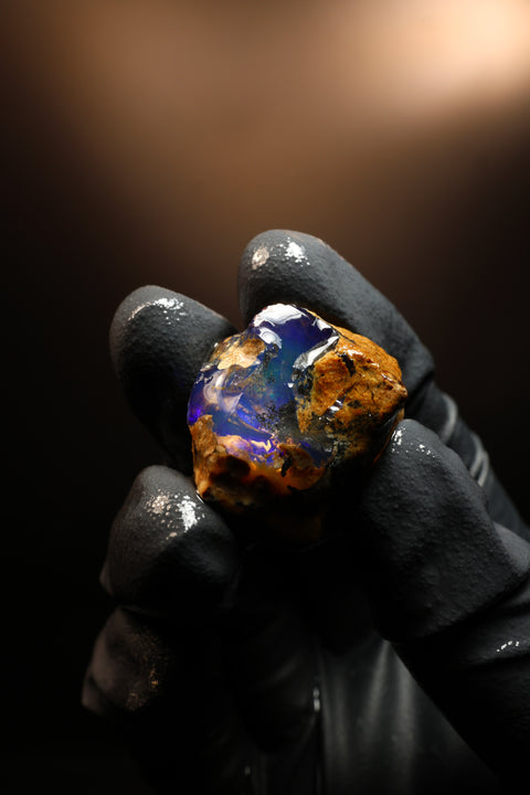 6.81g Rough Specimen