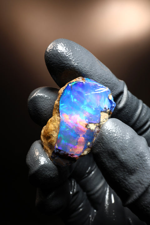 8.87g Rough Specimen
