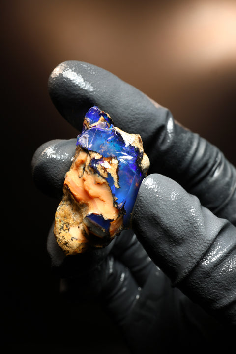 7.67g Rough Specimen