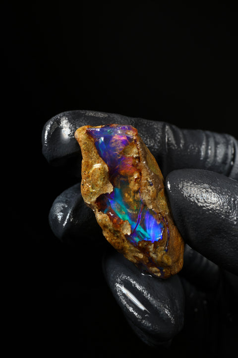 9.02g Rough Specimen