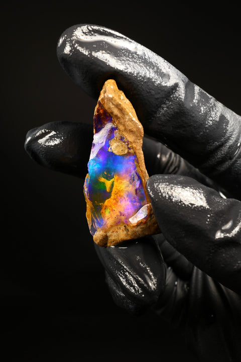 7.66g Rough Specimen