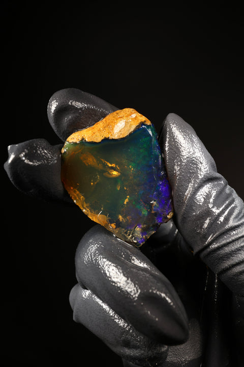 8.87g Rough Specimen