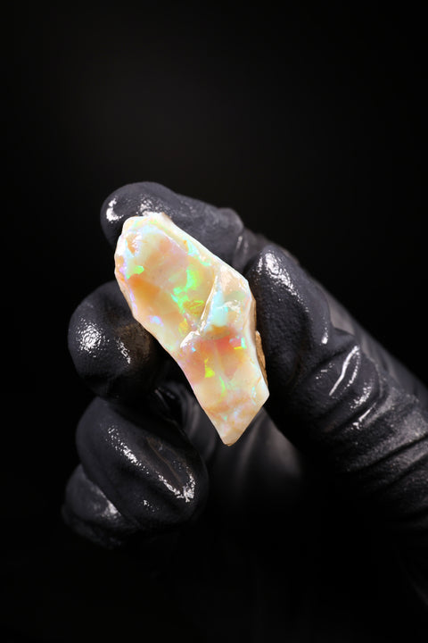 8.32g Chalk Opal