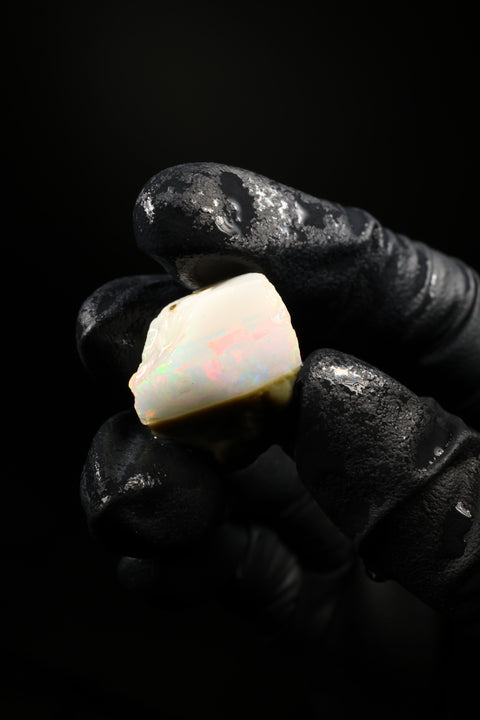 3.69g Chalk Opal