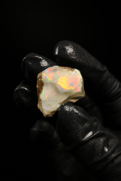 4.14g Chalk Opal